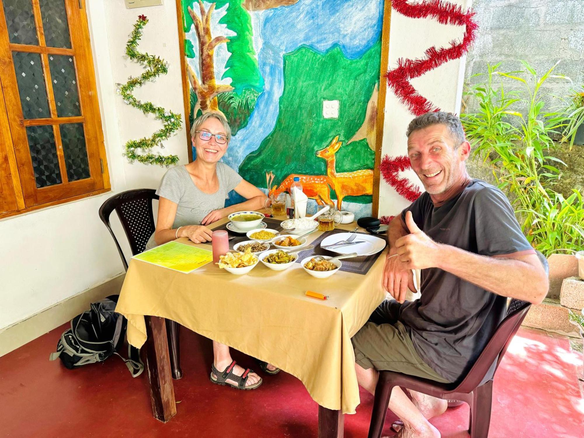 Nethmi Homestay & Restaurant Tangalle Exterior photo